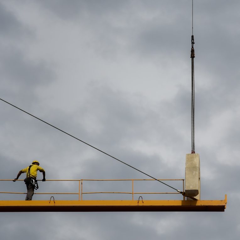 Handwerksbetriebe Geprüfte Handwerksaufträge für Elektriker, Maler, Installateure und andere Fachbetriebe.